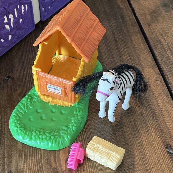 Vintage 1993 Littlest Pet Shop Zoo Playset w/ Zebra set & accessories LPS Kenner - Picture 4 of 15